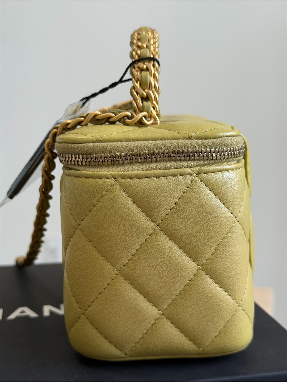 CHANEL Lambskin Pick Me Up Top Vanity Bag in Olive Green with Gold Hardware - Picture 7 of 9